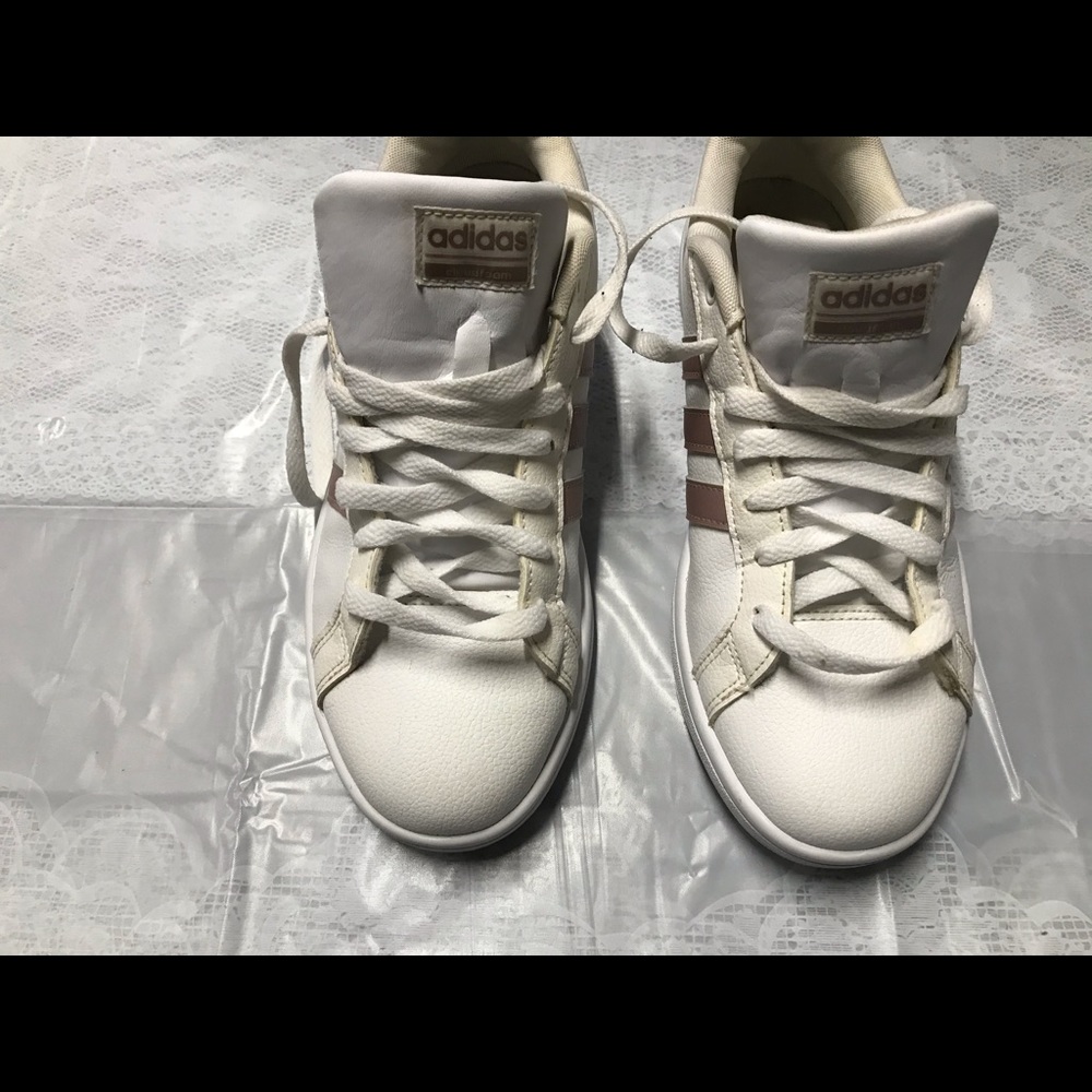 adidas Women's Sneakers in White and Pink - Picture 8 of 8